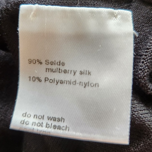 Akris semi sheer textured  mulberry silk black Sweater Sz 6 Switzerland - Picture 9 of 9